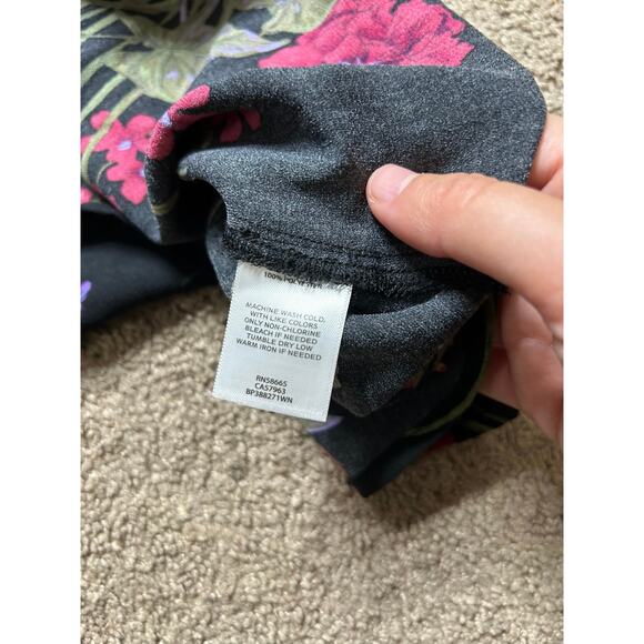 Women’s size 3X BP. Black floral v-neck tank top dressy blouse multicolor - Picture 4 of 5